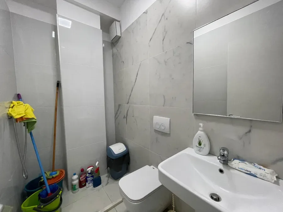 Zyre me qera - Komuna e Parisit, € 1.400, 105 m² 4