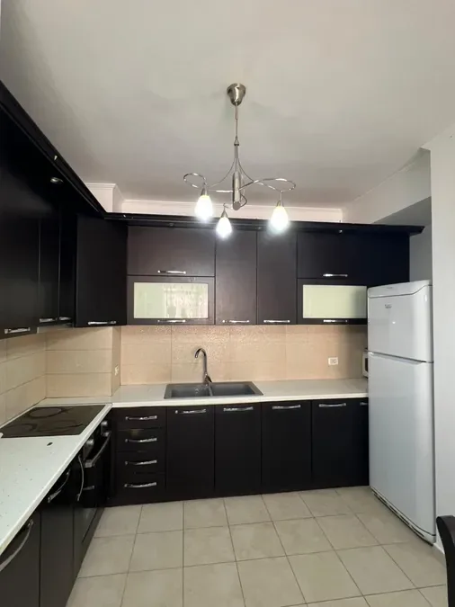 Apartament për qira Astiri - Unaza e Re (Tiranë - qyteti), € 450, 90 m² 3