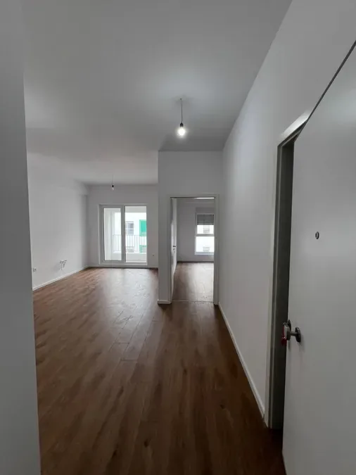Shitet Apartament - Ali Demi, € 114.000, 61 m² 2