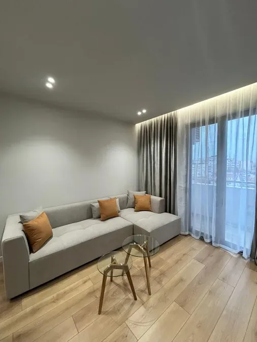 APartament me qera - Don Bosko, € 850, 100 m² 3