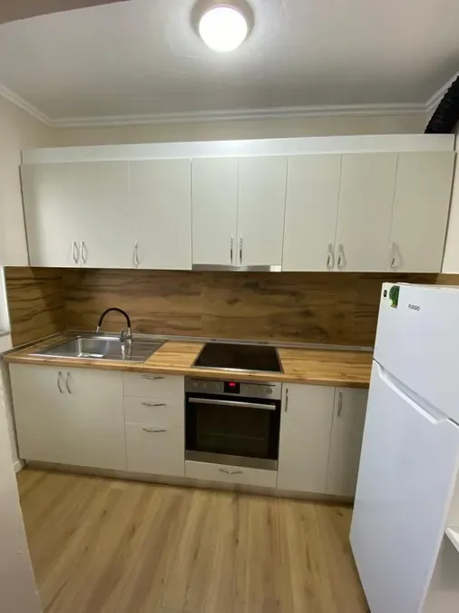 Apartament me qera - Myslym Shyri, € 700, 100 m² 4