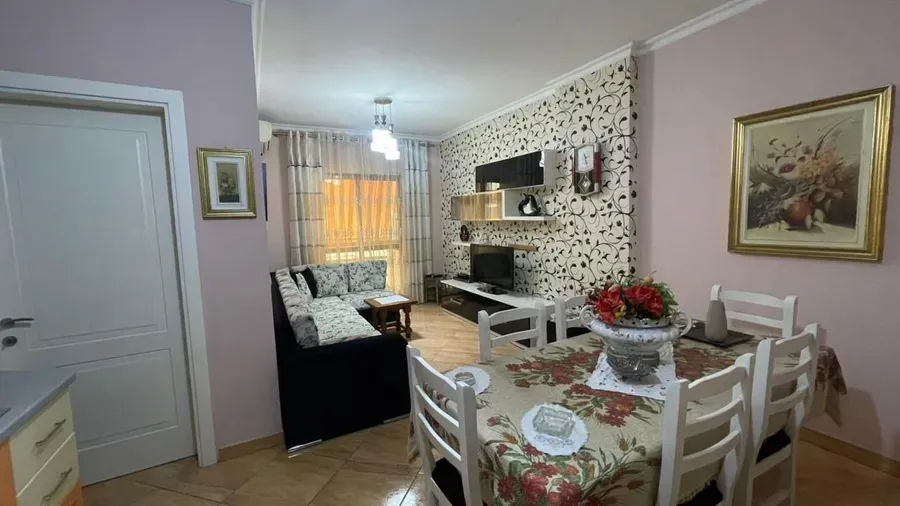 Apartament me qera - Astir, € 527, 120 m² 2
