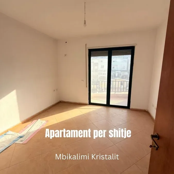 Shitet Apartament - Mbikalimi Kristalit, € 250.000, 126 m²