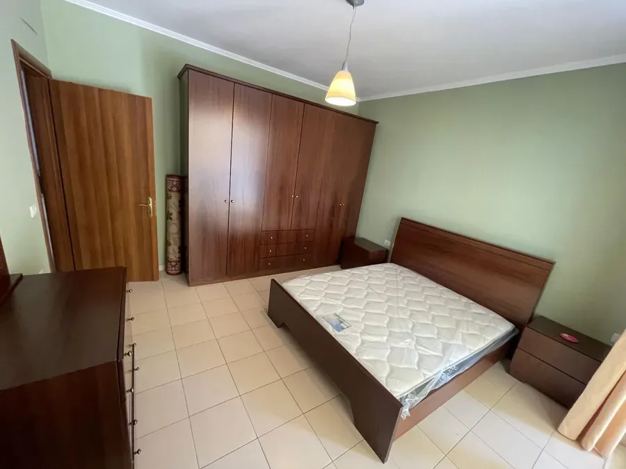 Apartament për qira Liqeni Thatë - K. Botanik - K. Zoologjik (Tiranë - qyteti), € 700, 116 m² 2