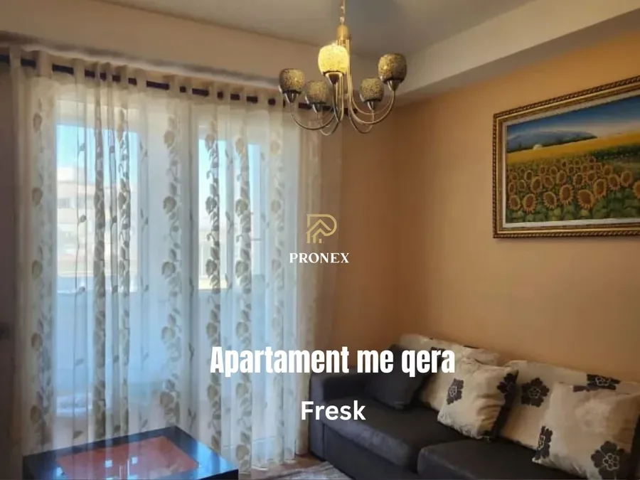Jepet me qera apartament në katin e katert te nje pallati ne zonen e Freskut tek rruga Muhamet Deliu, prane pasticeri Melisa, € 400, 60 m²