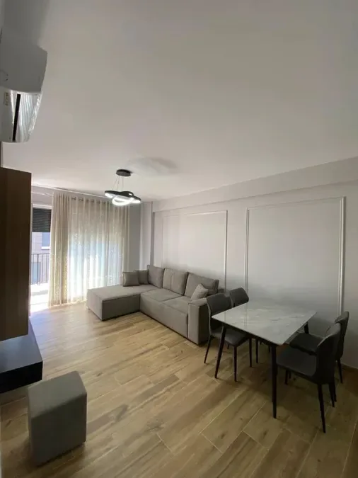 Apartament me qera - Don Bosko, € 570, 78 m² 2