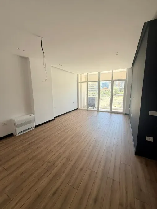 Ambjent zyre me qera - Komuna e Parisit, € 700, 75 m² 3