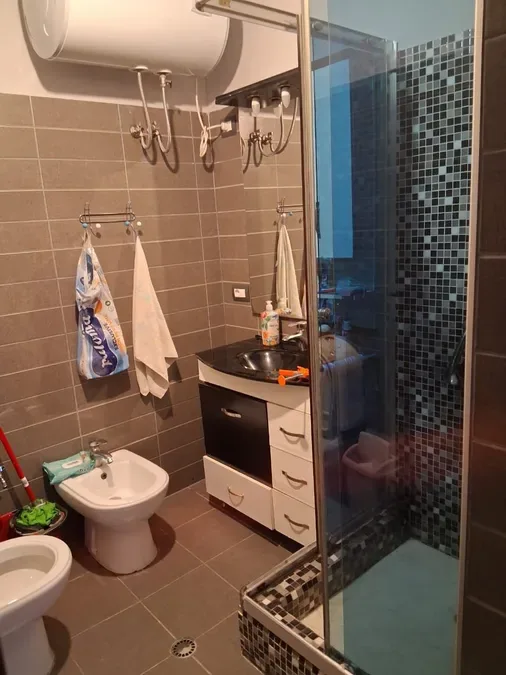 Apartament për qira Tiranë - qyteti, € 720, 100 m² 3