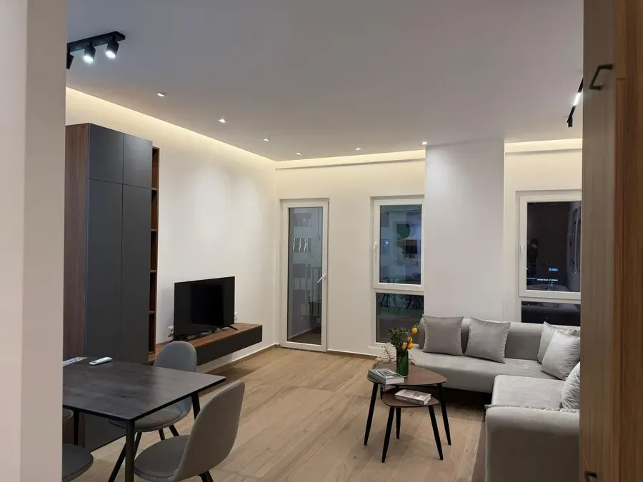 Apartament me qera - Zogu i Zi, € 750, 70 m² 3