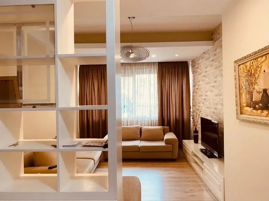 Jepet me qera apartament tek Bulevardi Zogu i Pare, ne krah te Fakultetit te Shkencave te Natyres, mbrapa gazetes Celesi, rruga Hamid Shijaku, € 750, 120 m² 2