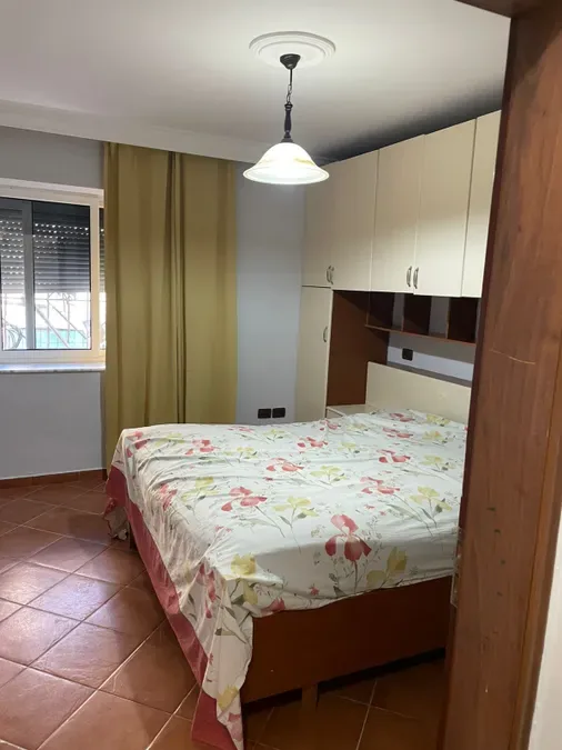 Apartament me qera - Xhamia e Tabakeve, € 529, 60 m² 3