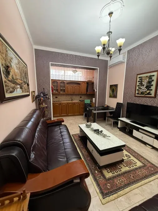 Apartament me qera - Vasil Shanto, € 694, 65 m² 2