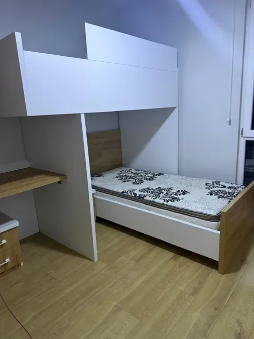Apartament me qera - Qendra Globe, € 650, 108 m² 4