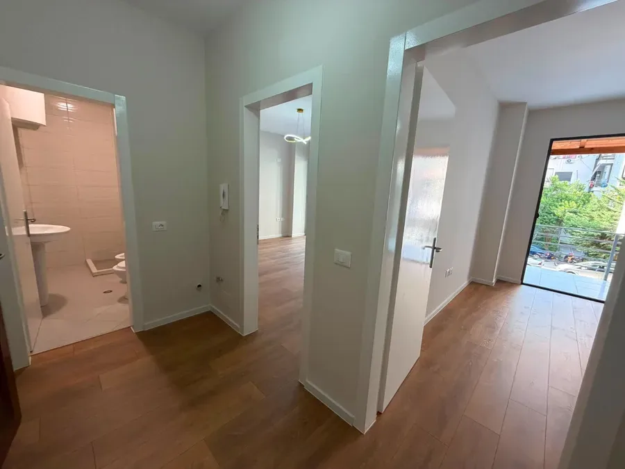 Apartament në shitje Astiri - Unaza e Re (Tiranë - qyteti), € 112.000, 67 m² 2