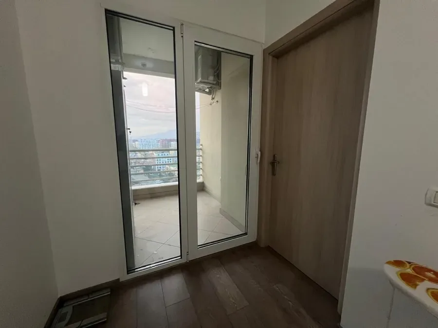 Apartament 2+1 me qira tek Rruga Panorama, € 700, 100 m² 4
