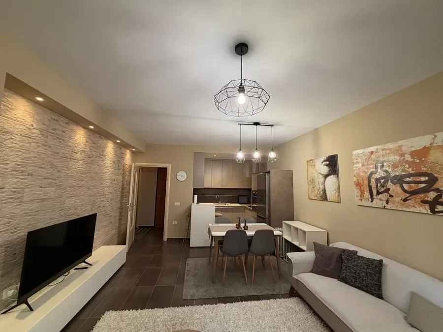 Apartament për qira Tiranë - qyteti, € 550, 112 m² 3