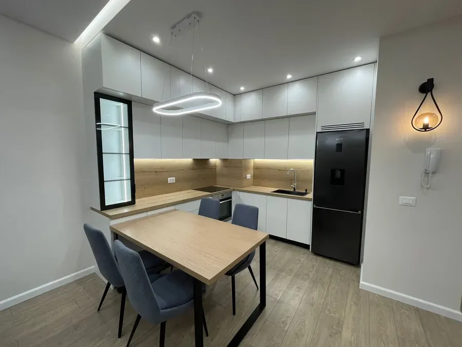 Apartament me qera - Kompleksi Olimpik, € 750, 70 m² 4