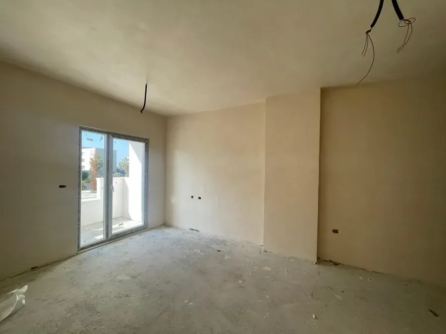 Shitet apartament 2+1 ne GOLEM, € 102.000, 75 m² 3