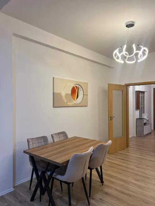 Apartament me qera - Liqeni i Thate, € 600, 88 m² 3