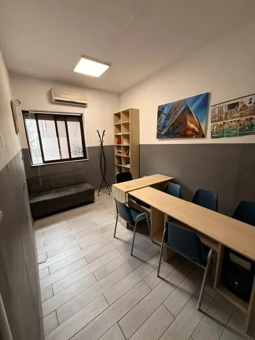 Biznes për qira Tiranë - qyteti, € 850, 100 m² 4