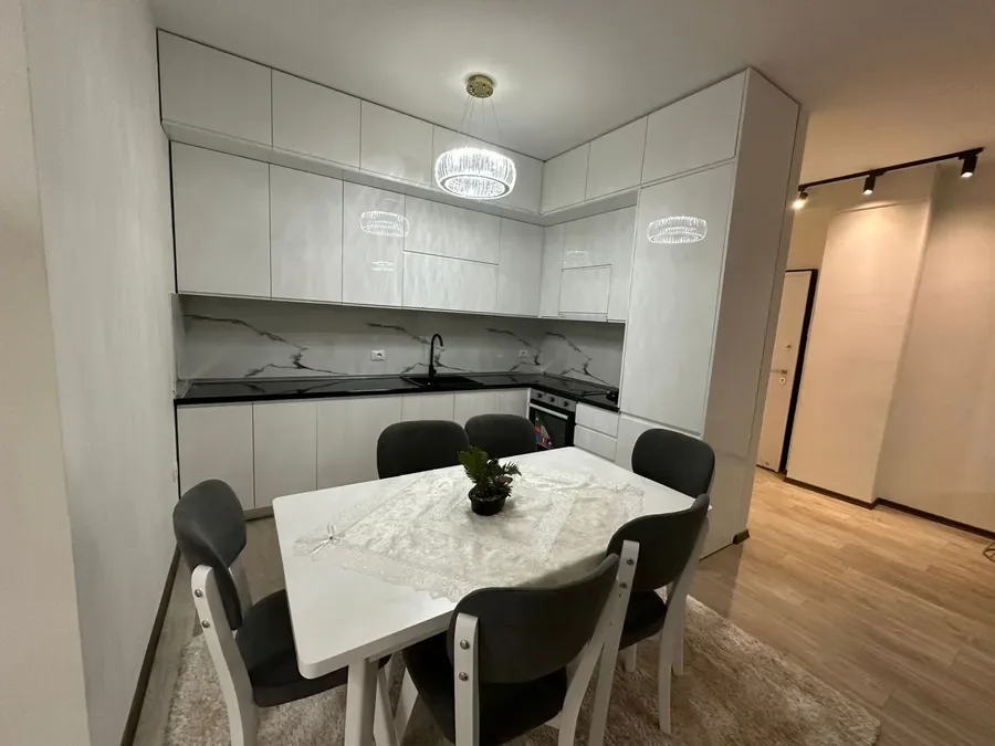 Apartament me qera - Liqeni i Thate, € 850, 110 m² 3