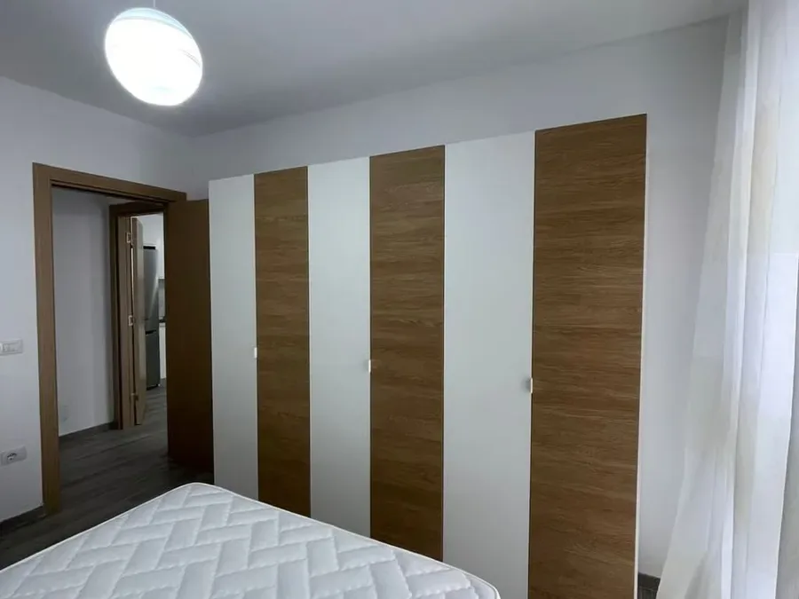 Apartament për qira Rr. Dibrës - Medreseja - Rr. 4 Dëshmorët (Tiranë - qyteti), € 500, 120 m² 4