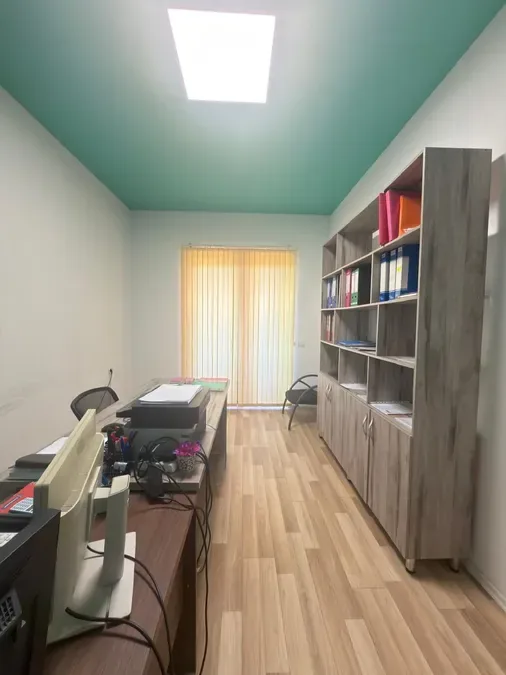 Ambjent zyre me qera - Astir, € 528, 65 m² 4
