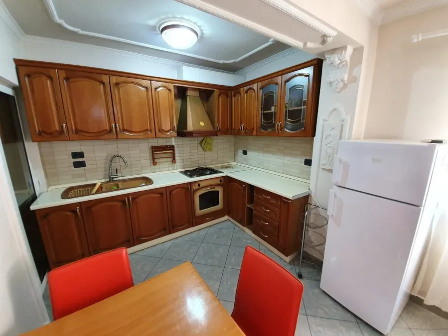 Apartament me qera - Myslym Shyri, € 582, 60 m² 3