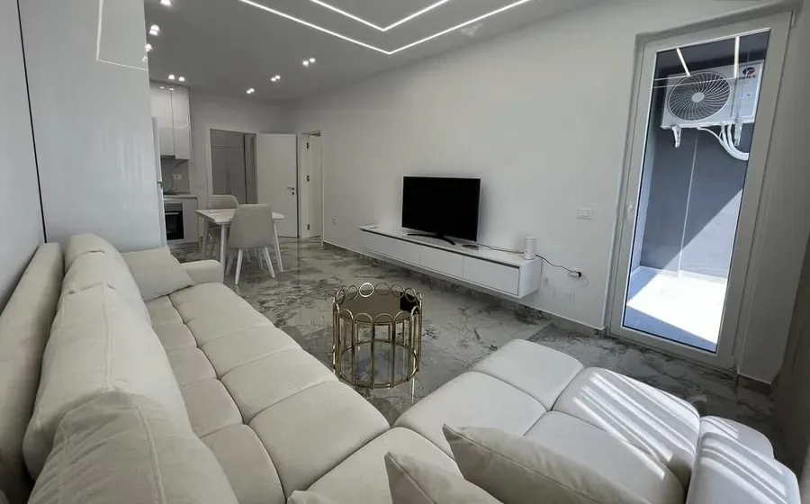 Apartament me qera - Paskuqan, € 579, 70 m² 2