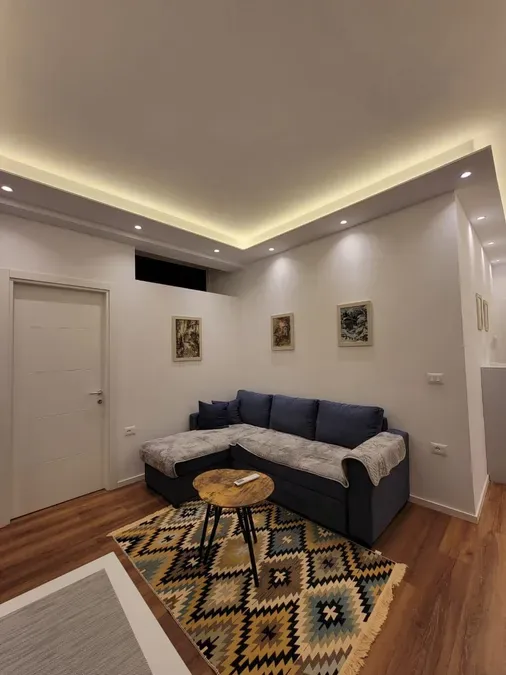 Apartament me qera - Rruga e Durrsit, € 550, 60 m² 2