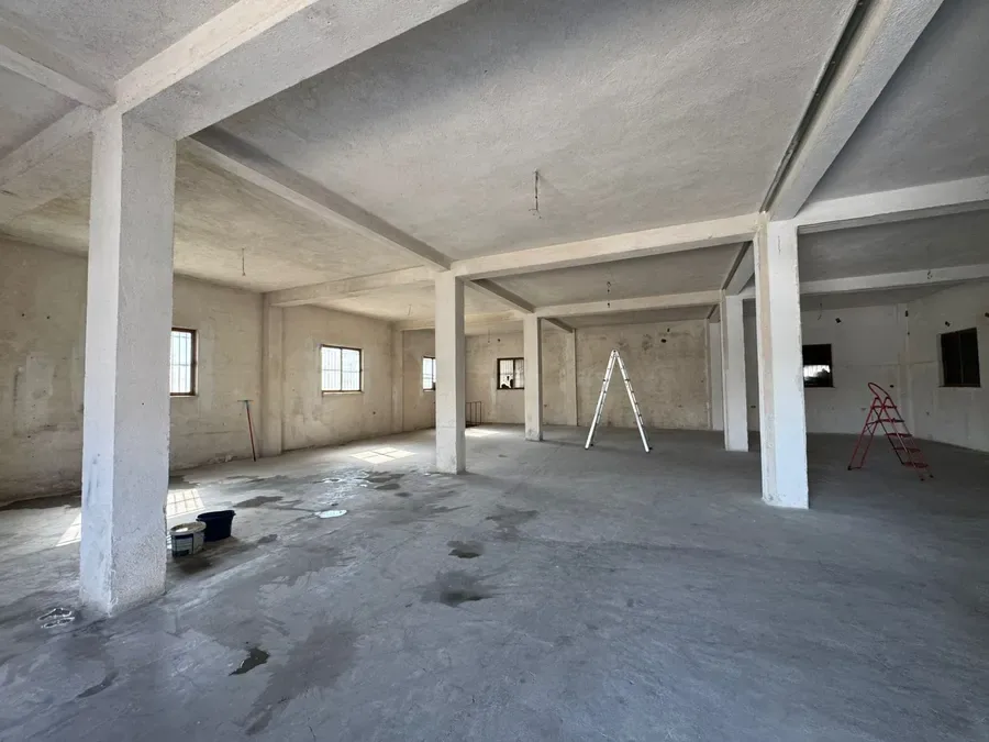 Ambjent Biznesi me qera - Ish Dogana, € 2.500, 300 m² 3