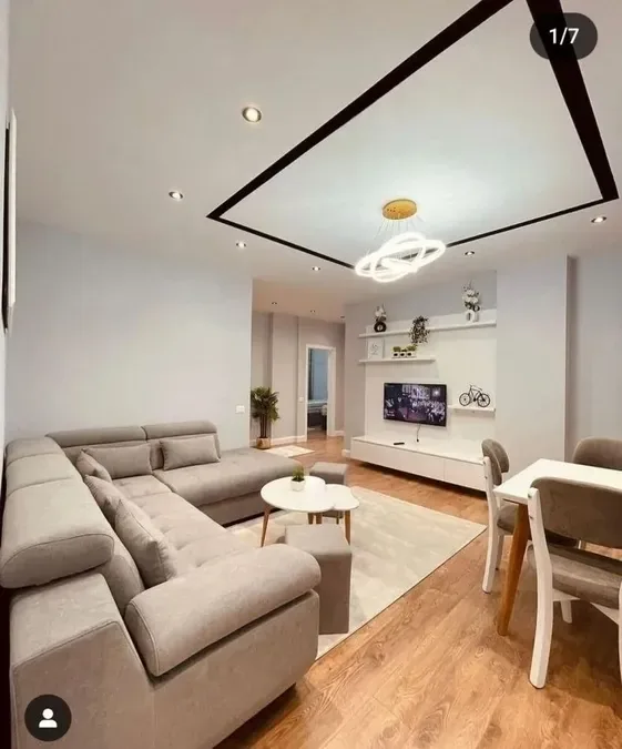 Apartament me qera - 21 Dhjetori, € 794, 90 m² 2