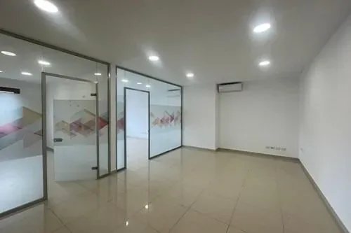 Ambient Zyre me qera - Kompleksi Delijorgji, € 2.500, 180 m² 4
