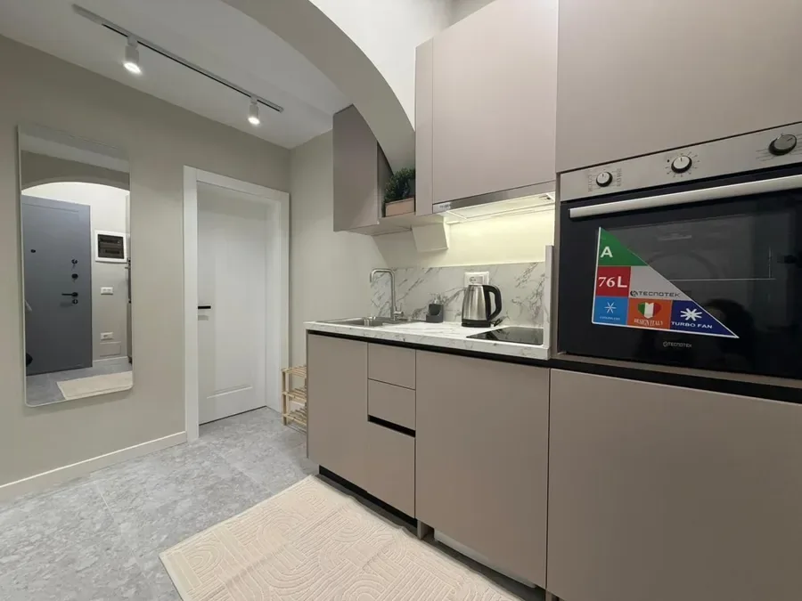 Shitet Apartament - 21 Dhjetori, € 193.000, 65 m² 3