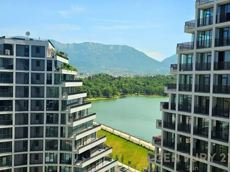 Zyre me qera - Lake View Residence, € 1.600, 125 m² 3