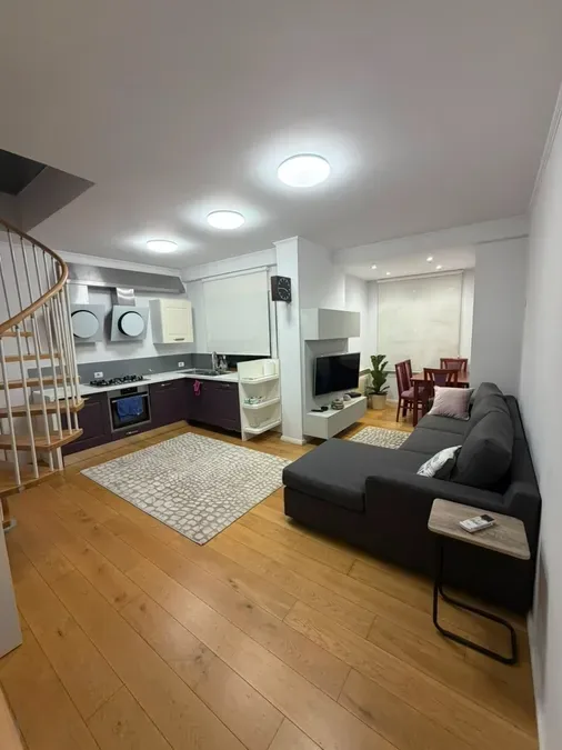 Apartament për qira Liqeni Thatë - K. Botanik - K. Zoologjik (Tiranë - qyteti), € 1.200, 120 m² 4
