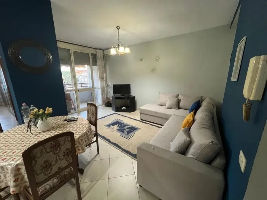 Apartament me qera - Rruga Fortuzi, € 529, 65 m² 2