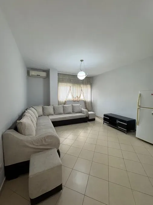 Apartament me qera - Don Bosko, € 500, 70 m² 3