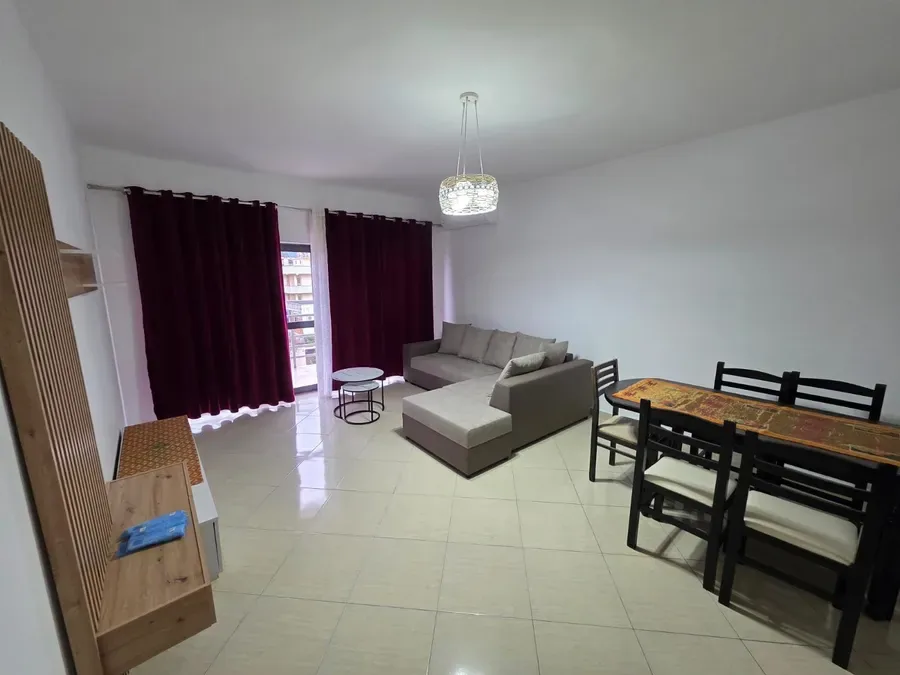 Apartament me qera - Don Bosko, € 600, 94 m² 2