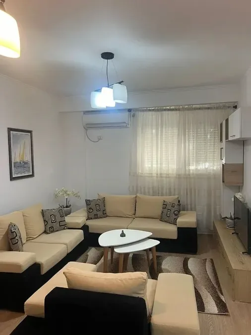Apartament me qera - Rruga Bill Klinton, € 632, 100 m² 2