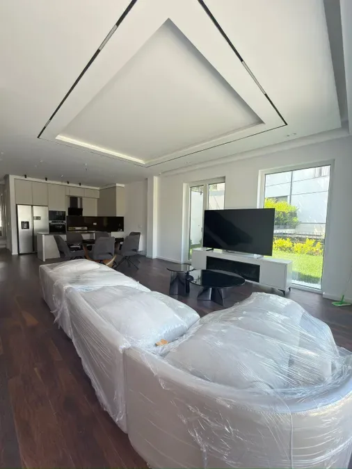 Vile me qera - Liqeni i Thate, € 4.500, 425 m² 3
