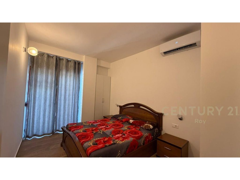 SHITET APARTAMENT 2+1 ME PAMJE DETI!20M LARG PLAZHIT!