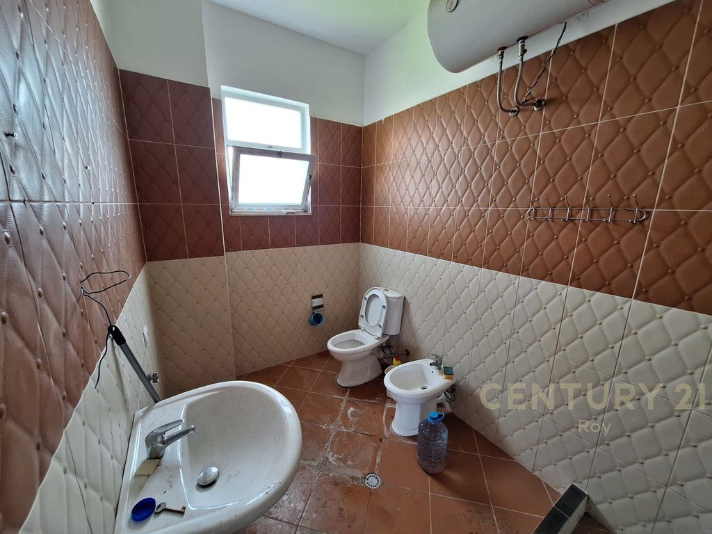 Apartament 2+1 me Pamje Deti Për Shitje në Shkallnur Durrës - 85,000€ | 85 m²