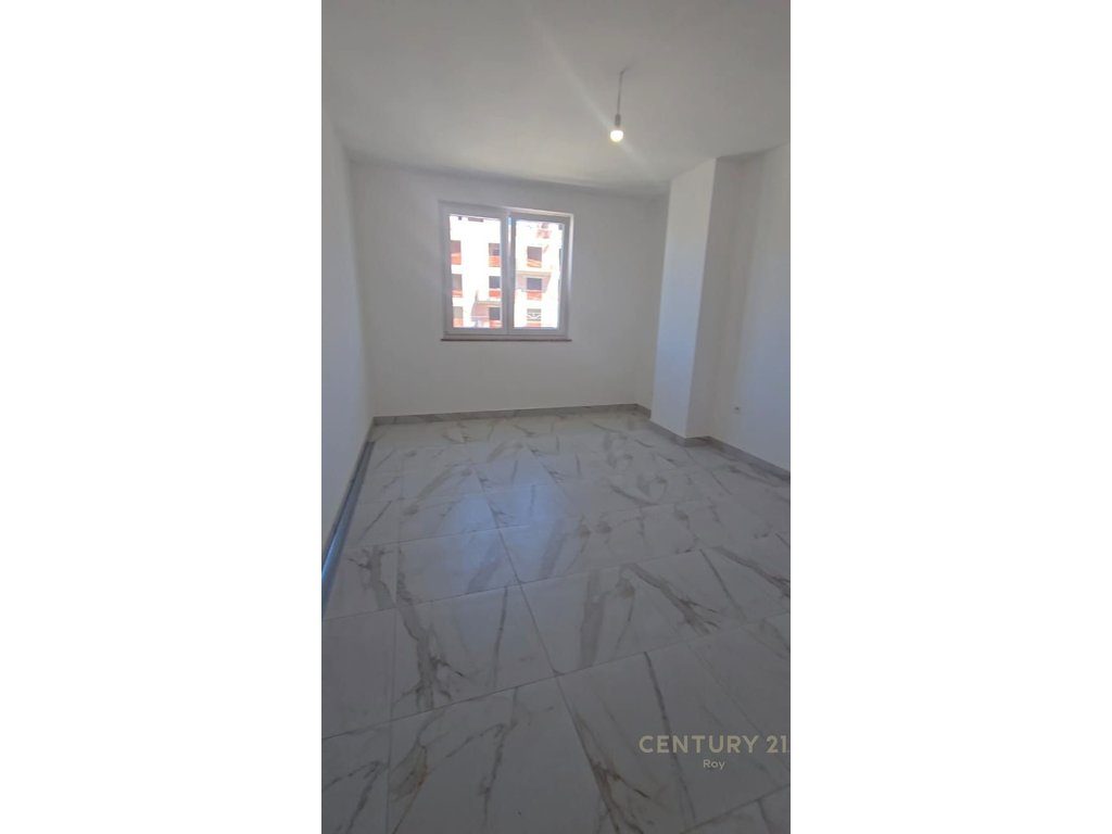 SHITET APARTAMENT 1+1 NE GOLEM ,NDERTIM I RI ! 2