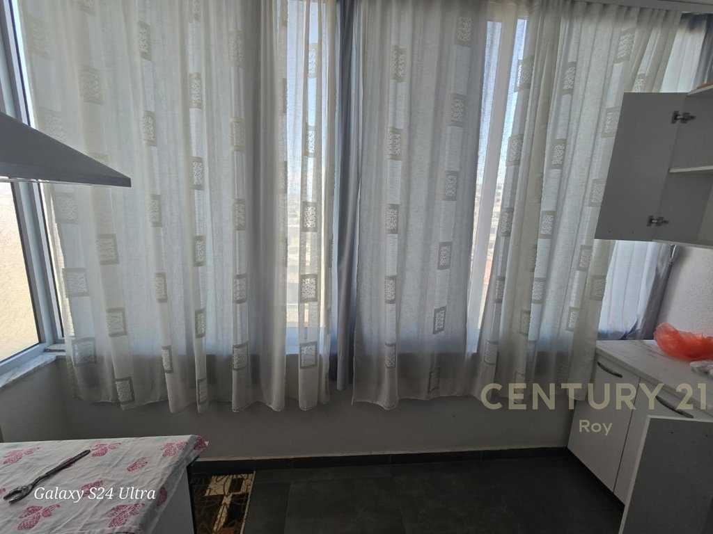 SHITET APARTAMENT 2+1+2 TEK VALA PARK , DURRES!!