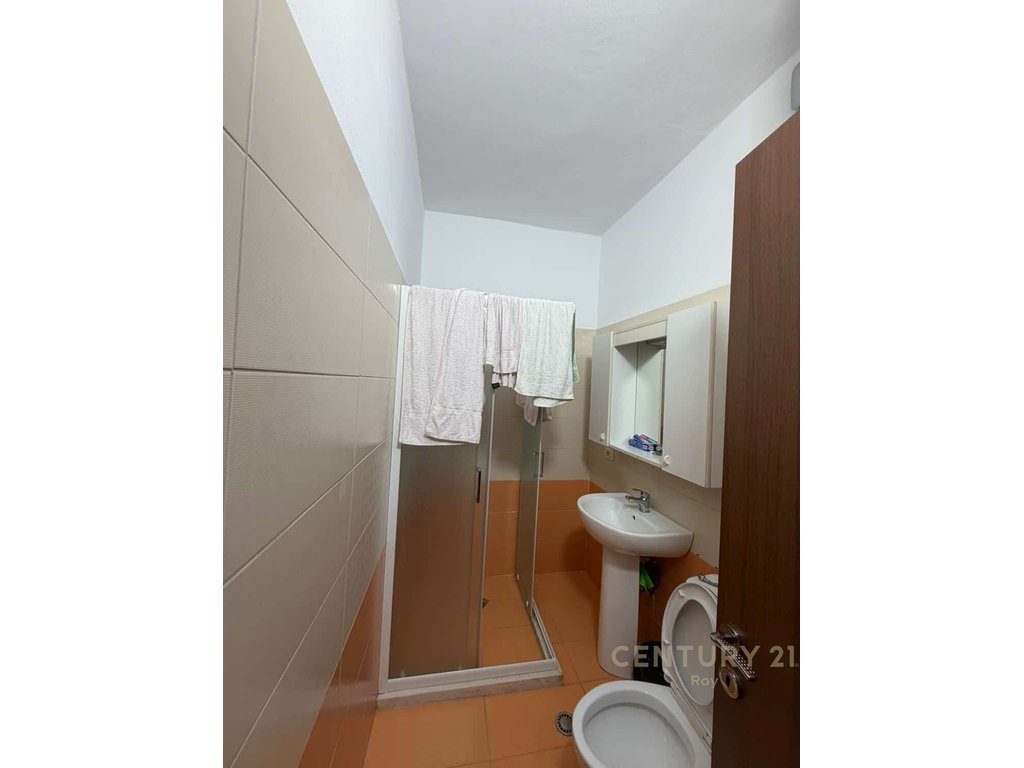 APARTAMENT 2+1+2 PER QERA NE QENDER TE DURRESIT!!!! - 500€ | 87 m² 3