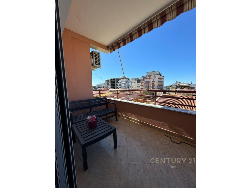 Shiten 2 Apartamente të Bashkuara në 1 – Golem, Pranë Detit 2