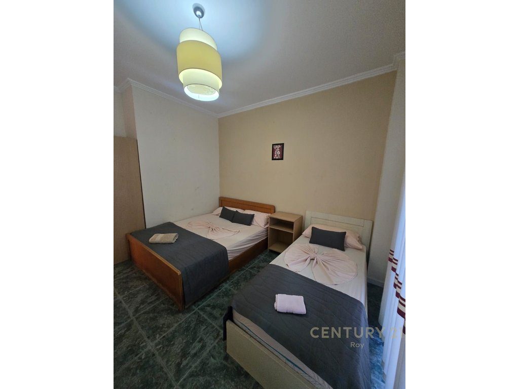 SHITET HOTEL ME PISHINE NE ZONEN E GOLEMIT , 250M LARG PLAZHIT !!!