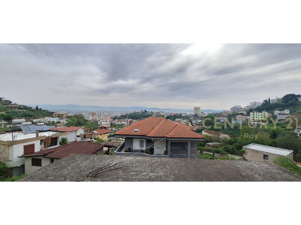 Shitet Godinë 2-Katëshe në Fazë Karabinaje – Durrës (Vila e Zogut) 4