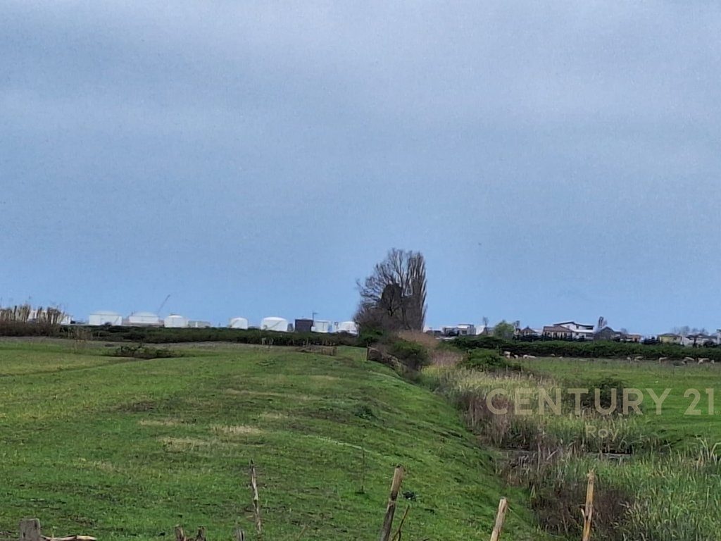 Tokë për Shitje në Bisht Kamez, Durrës - 160000€ | 9208 m²